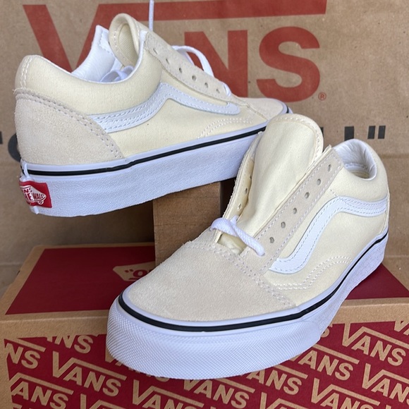Vans Old Skool Classic White/True White WMNS sneakers - Picture 9 of 16